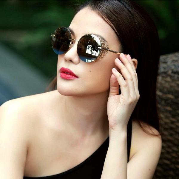 Cằm dài ngoằng, mặt cứng đơ, phải chăng Trương Ngọc Ánh gặp biến chứng khi phẫu thuật thẩm mỹ? - 9