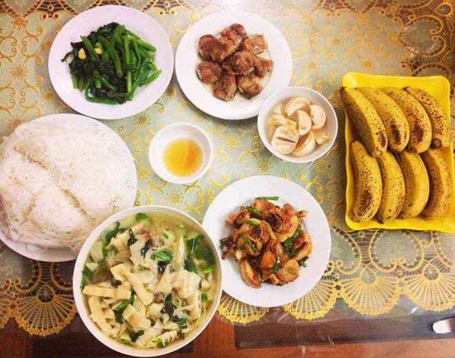 Mặc kệ bị chê bày vẽ, cô giáo cứ nấu là phải ngon và đẹp, lấy được chồng như ý - 11