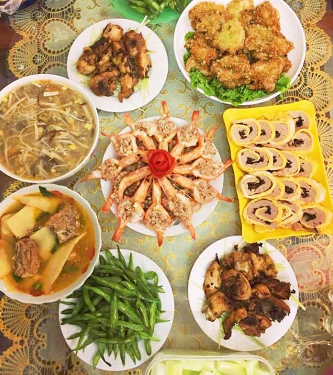 Mặc kệ bị chê bày vẽ, cô giáo cứ nấu là phải ngon và đẹp, lấy được chồng như ý - 1