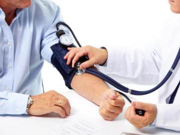 Huyết áp cao nên ăn gì? Nguyên nhân và cách điều trị