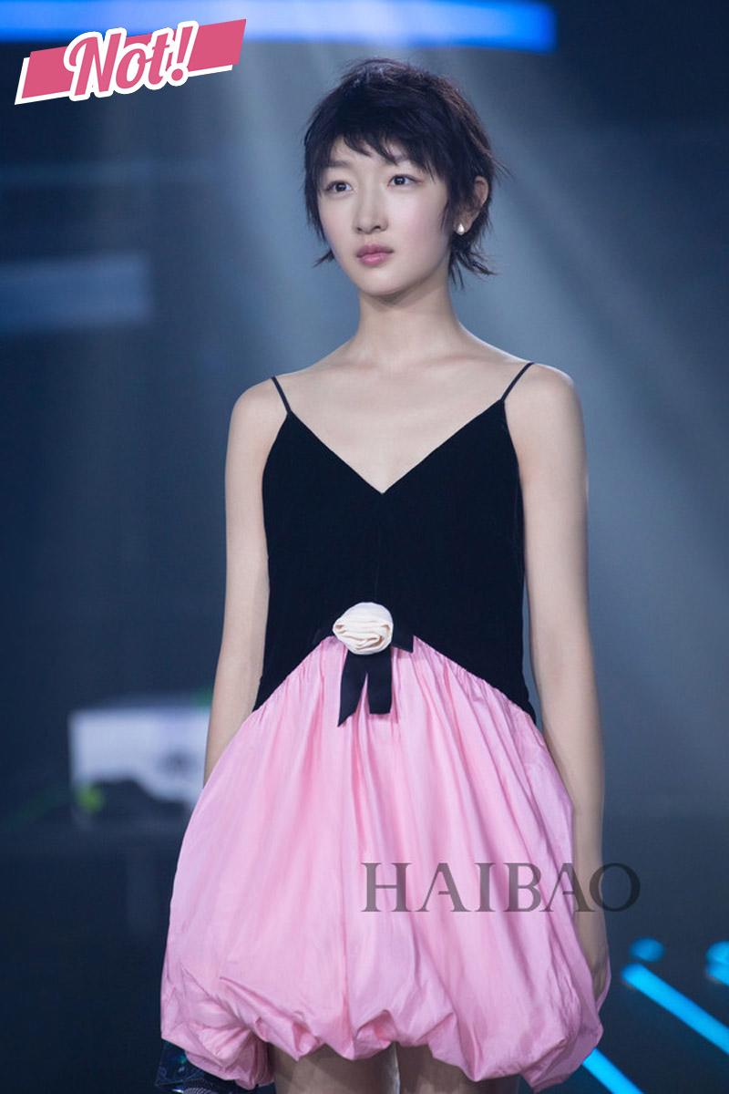 Angela Phương Trinh đã amp;#34;ngọtamp;#34; nay càng ngọt hơn, Lệ Quyên xách túi tiền tỉ vẫn bị chê sến - 13