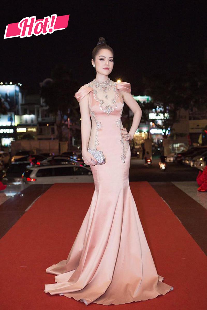 Angela Phương Trinh đã amp;#34;ngọtamp;#34; nay càng ngọt hơn, Lệ Quyên xách túi tiền tỉ vẫn bị chê sến - 4