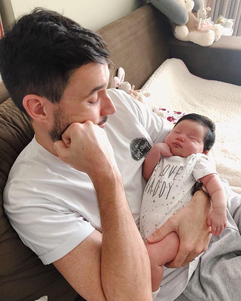 Đây là cách siêu mẫu Hà Anh nuôi con khiến bé trở thành cô nhóc bụ bẫm amp;#34;vạn người mêamp;#34; - 8