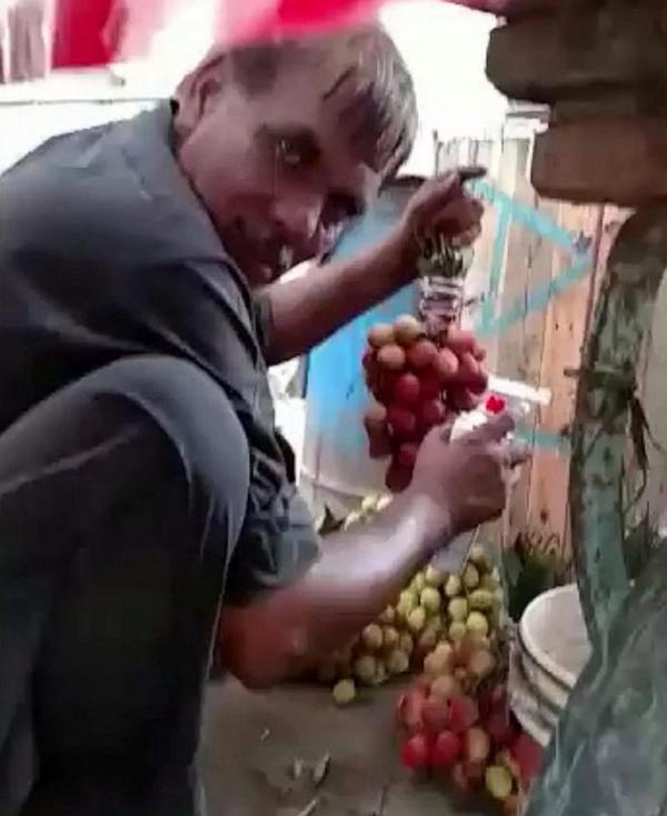 di bi tieu chay sau khi mua nho ben duong, chau gai den noi ban quay duoc canh bat ngo - 2