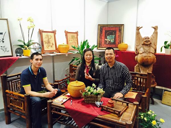 sang xu hoa hong lam vuon dam chat que, me viet khien nguoi hungary cung ngo ngang vi qua dep - 7