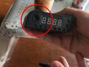 Tin tức - Thuê phòng nghỉ ngơi, cặp đôi tá hỏa phát hiện camera giấu kín đang chĩa thẳng vào giường ngủ