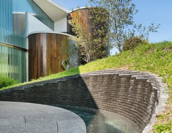 to mo can biet thu la, rong gan 800m2 ma tien dien chi het 500.000d/thang - 7