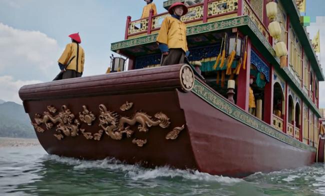 Bỏ 8 tỷ cho du thuyền xuất hiện vài phút, đối thủ Diên Hy Công Lược vẫn đầy lỗi sai - 2