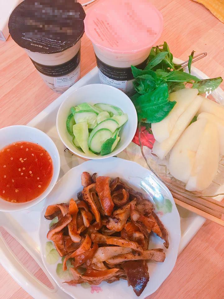 hong dang dong cung toan my nhan nhung toi van ve voi vo nho nhung mam com day ap nay - 12