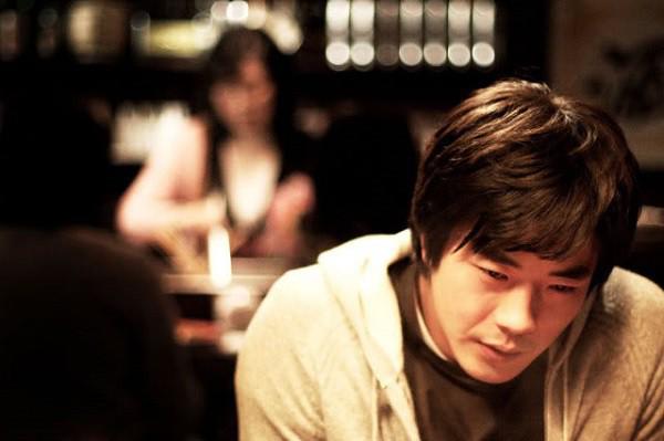 Sau 3 tháng sinh con một mình, gia đình bạn trai tìm đến đưa ra lời đề nghị cay nghiệt - 1