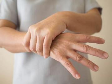 Bệnh Parkinson là gì? Những điều cần biết về căn bệnh nguy hiểm này