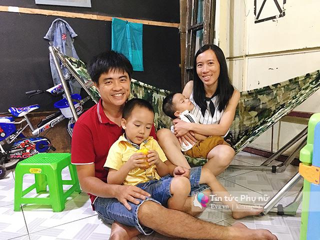 Đôi vợ chồng gác lại tấm bằng thạc sỹ, mở quán chè bưởi cứu con mắc bệnh hiểm nghèo