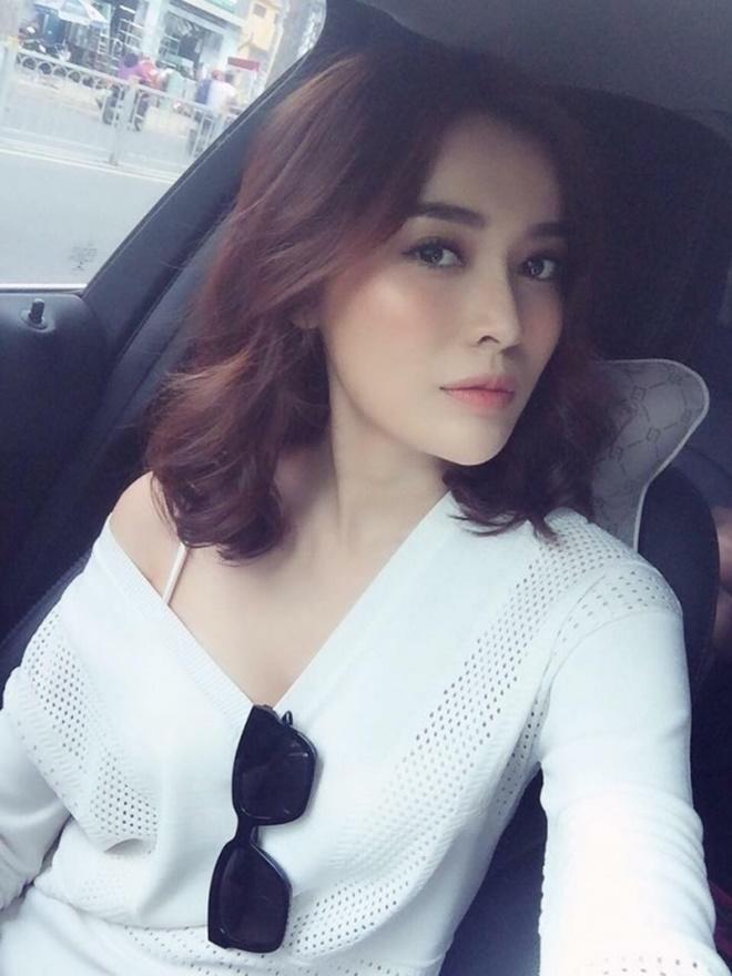 Sao Việt 24h: Con trai ca sĩ Thu Phương “diễn kinh hơn mẹ” - 11