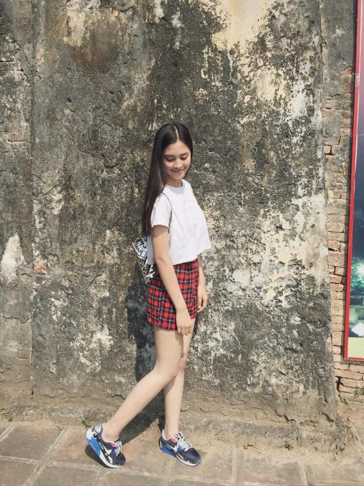 Chẳng cần váy áo trăm triệu, Hoa hậu Tiểu Vy vẫn xinh đẹp với hai món đồ này - 5