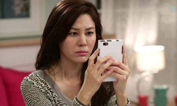 bi vo sinh van duoc chong yeu chieu het muc, vo bang hoang truoc su that ve dua con nuoi - 2