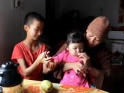 Tin tức - Chuyện cảm động về sư thầy cứu sống 3 đứa trẻ bị mẹ bỏ rơi từ khi mới lọt lòng