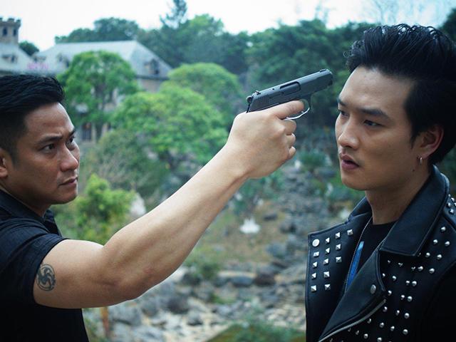 Nhận Quỳnh Búp Bê làm vợ, Thái tử động cave bất ngờ được hàng loạt cô xin cưa cẩm
