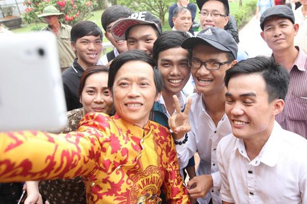 can canh den tho tram ty duoc hoai linh xay de don nghe si ve gio to - 13