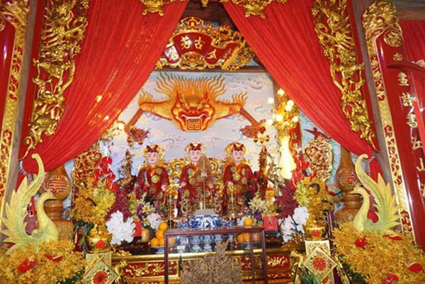 can canh den tho tram ty duoc hoai linh xay de don nghe si ve gio to - 8