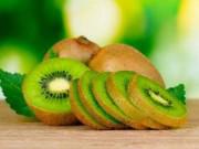 Sức khỏe - Cậu bé 10 tuổi cấp cứu sau khi ăn kiwi, cha mẹ chú ý những quả trẻ dễ dị ứng