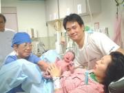 Bà bầu - Nhập viện vì đau bụng, mẹ khăng khăng mình không có thai nhưng 3 phút sau đã... đẻ con