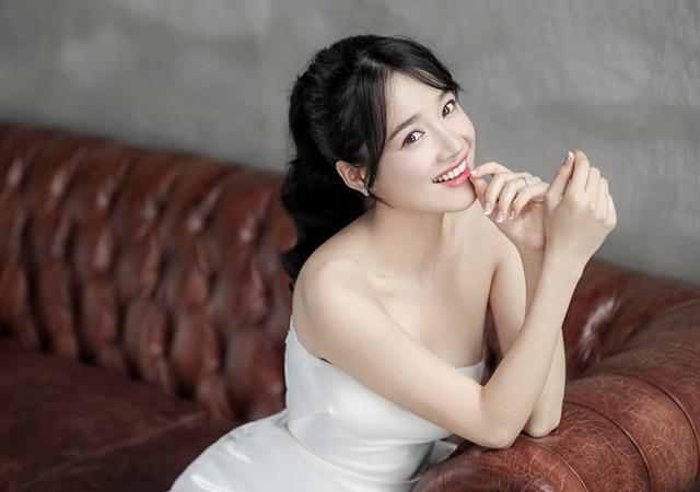 Nhan sắc kẻ 8 lạng người nửa cân của Lan Khuê và Nhã Phương ngày về nhà chồng - 5