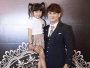 Giải trí - "Công chúa" 5 tuổi của bố đơn thân Ưng Đại Vệ xuất hiện xinh xắn, điềm đạm