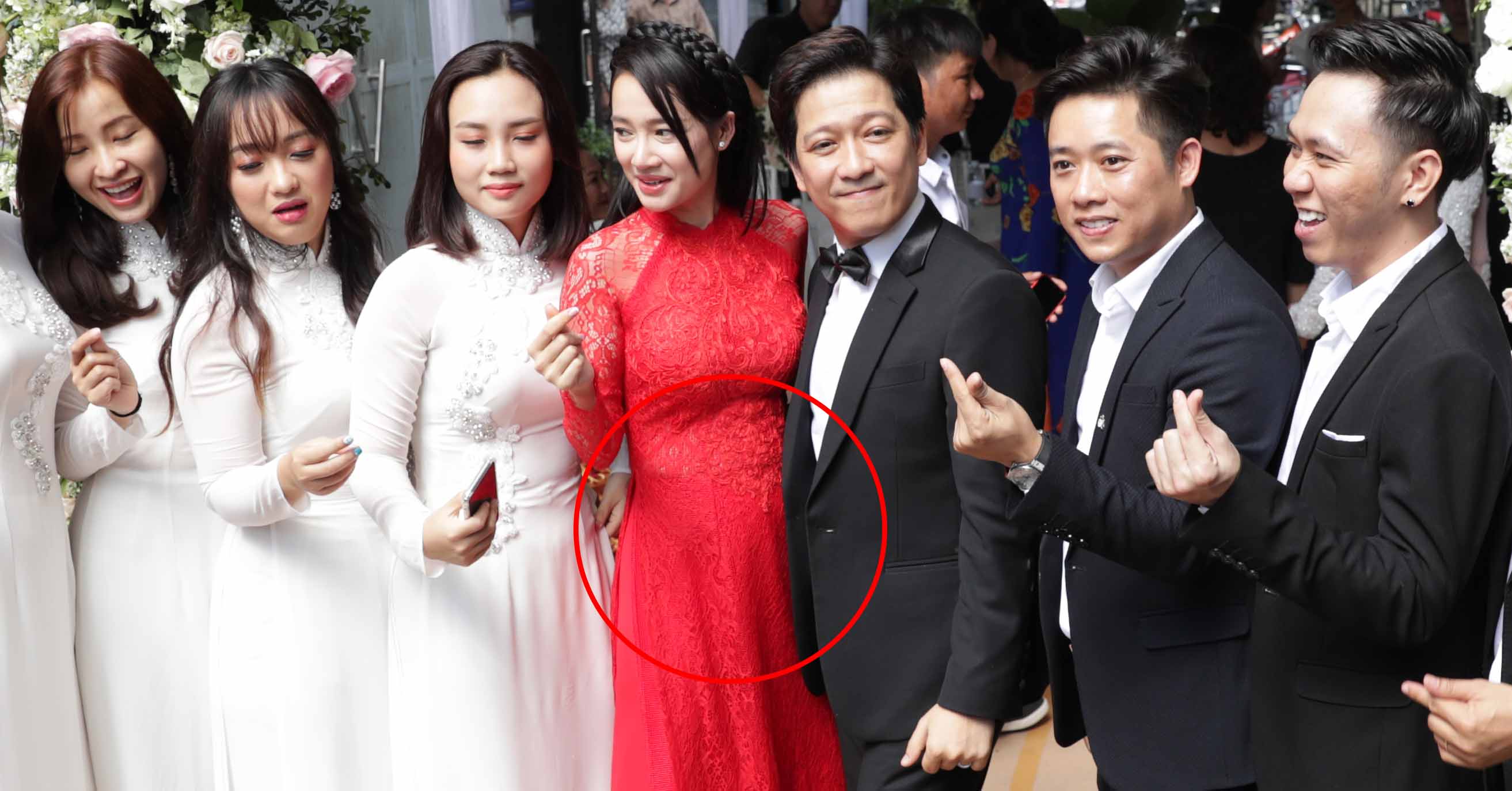 chi 5 ngay sau dam cuoi, nha phuong tiep tuc lo vong 2 to den muc kho tin - 5