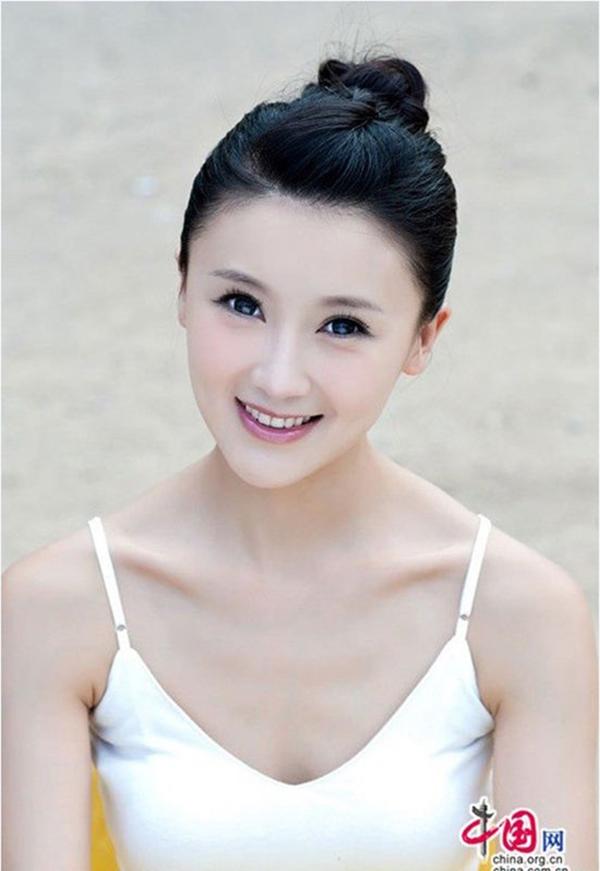 kinh thanh tu my trung quoc: luon co "the luc vo hinh" phia sau 4 nhan sac - 11