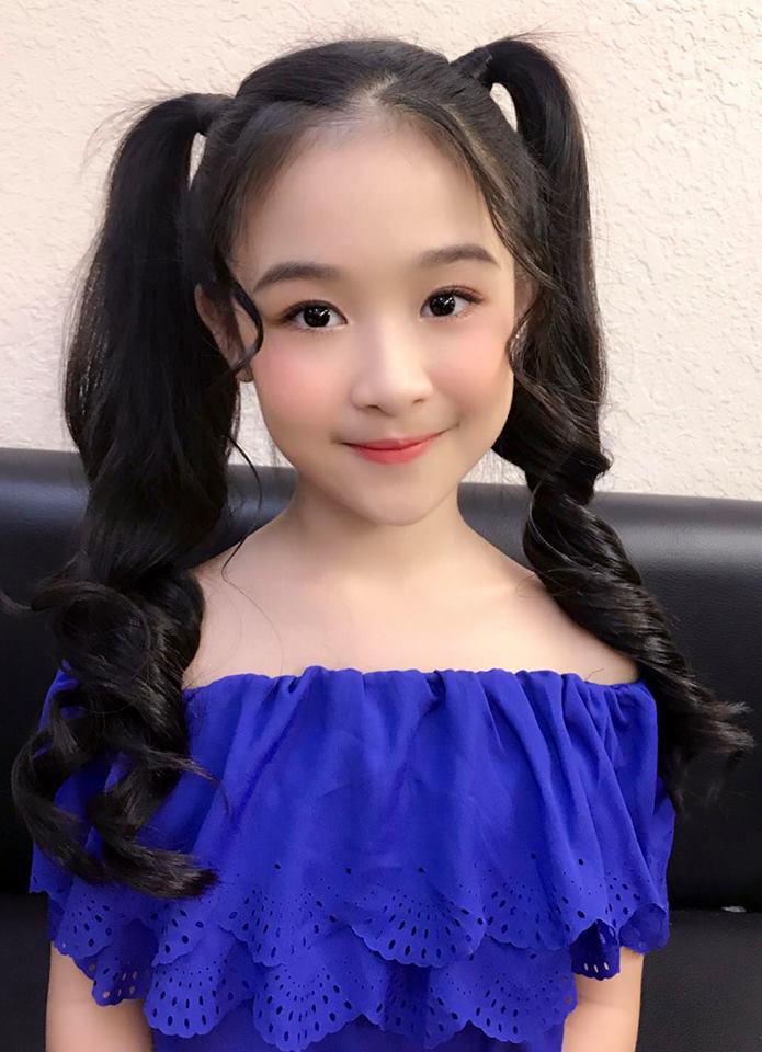 truoc khi noi o chung ket hoa hau vn 2018, co be 10 tuoi da song cuc sang chanh - 3