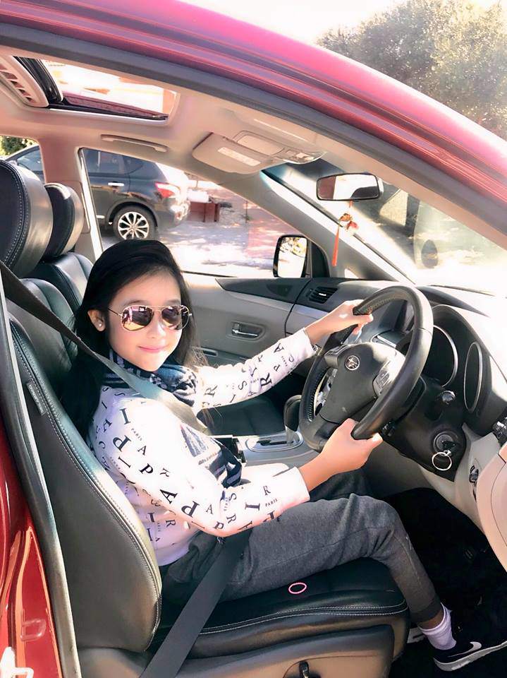 truoc khi noi o chung ket hoa hau vn 2018, co be 10 tuoi da song cuc sang chanh - 11