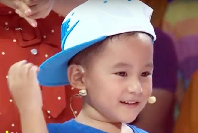 "con trai" tran thanh va fan cuong nhi cua anh khien khan gia "rung tim" vi dang yeu vo doi - 6