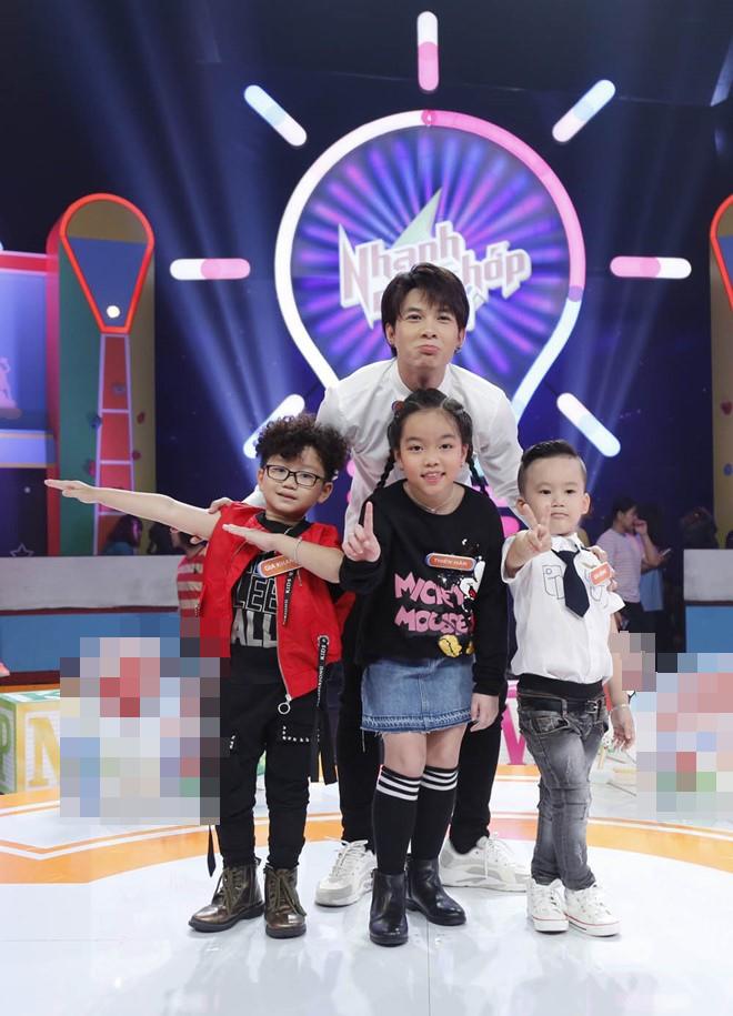 "con trai" tran thanh va fan cuong nhi cua anh khien khan gia "rung tim" vi dang yeu vo doi - 3