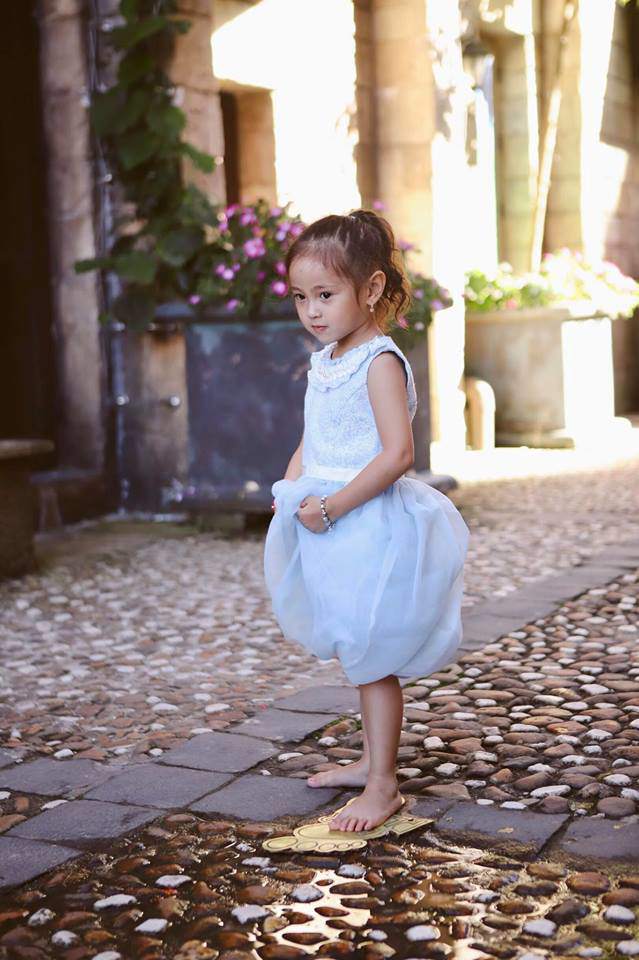 con gai ha anh duoc khen xinh va cao dung chuan "hoa hau tuong lai" - 6