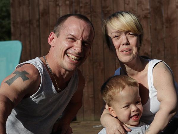 bat chap moi canh bao cua bac si, cap doi "ti hon" quyet tam mang bau lan 2 - 3