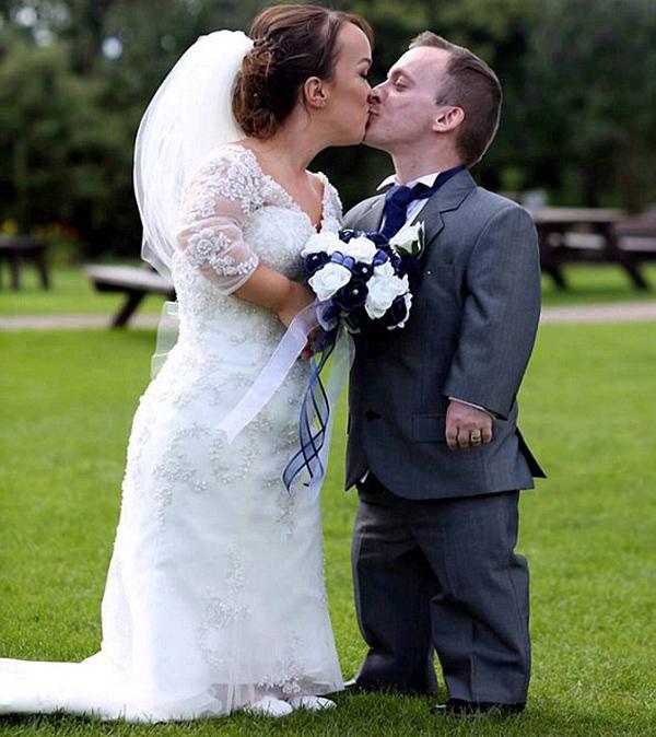 bat chap moi canh bao cua bac si, cap doi "ti hon" quyet tam mang bau lan 2 - 1