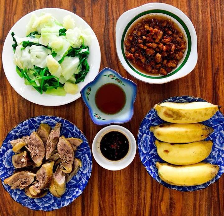 chieu chong kho tinh, vo dam nau bua nao cung ngon, cac con thi nhau cham diem cao - 18