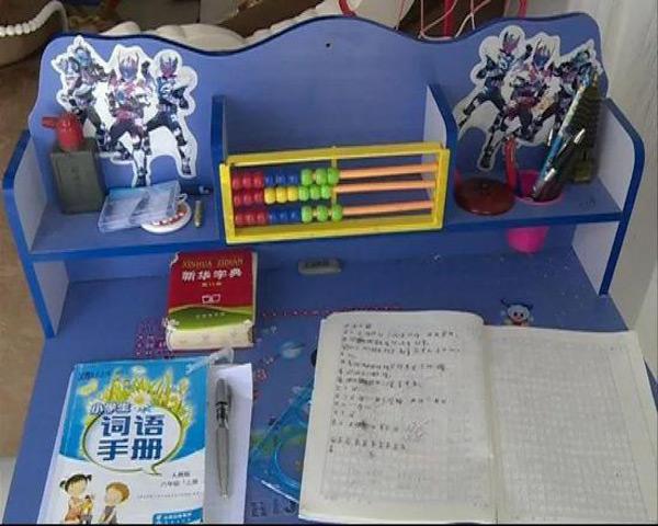 con lop 1 de lai thu tuyet menh: "doc xong thu nay, bo hay tim xac con duoi ban cong" - 2