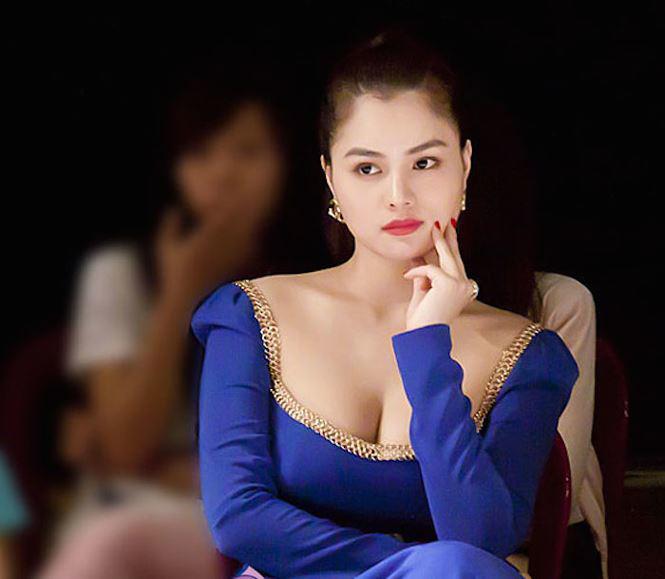 sieu mau viet tung bi ong trum hollywood ga tinh gio ra sao? - 2