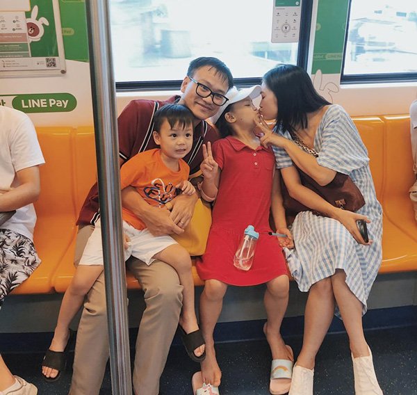 Yêu trai phố cổ 3 ngày cưới, diễn viên xinh đẹp đi đẻ bật khóc, sinh xong mặt sưng vù - 4