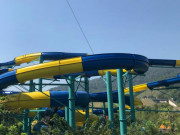 Xem ăn chơi - Cận cảnh máng trượt xuyên rừng dài hơn 1.000m tại Malaysia