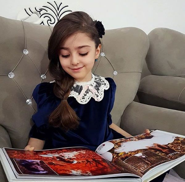 be gai bi lam phien vi qua dep khien bo phai nghi viec lam ve si bay gio the nao? - 10
