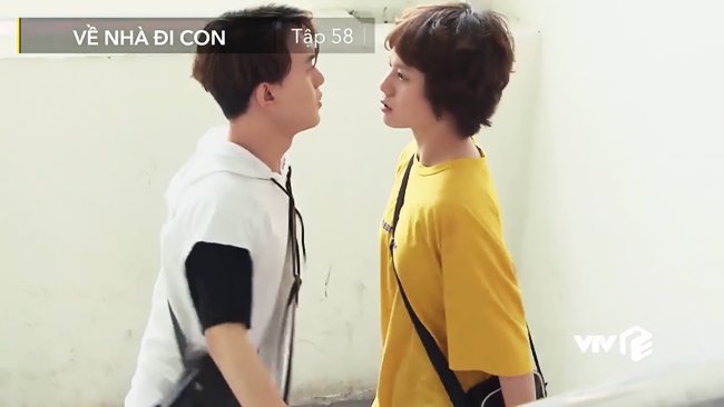 Về Nhà Đi Con: Thu Quỳnh rủ MC Tuấn Tú amp;#34;tiến tớiamp;#34;, không quên đá xéo amp;#34;em rểamp;#34; Quốc Trường - 5