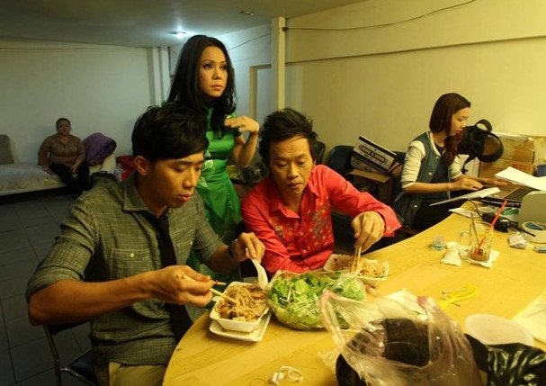 Chạy show nhiều, loạt sao không giấu được khoảnh khắc amp;#34;tụt ápamp;#34; trên truyền hình - 8