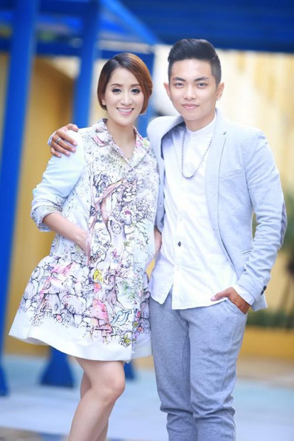 Đứng cạnh chồng kém cả chục tuổi, 3 người đẹp này khiến fan ngỡ ngàng bởi nhan sắc không tuổi - 1