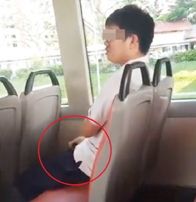 ke bien thai "tu suong" truoc mat co gai tren xe buyt, chang trai ben canh hanh dong khong ngo - 1