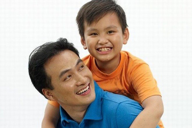 Sao Việt 24h: Lộ diện con trai khí chất, tài giỏi của Chi Bảo amp;#34;Đồng tiền xương máuamp;#34; - 4