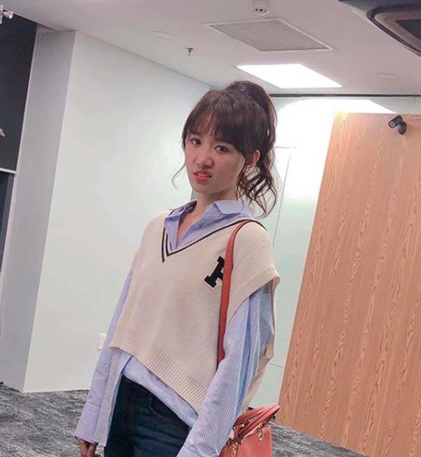 Thử mái tóc bà thím lởm chởm, Hari Won bị fan nhận xét: amp;#34;Nhìn như là... điện giậtamp;#34; - 7