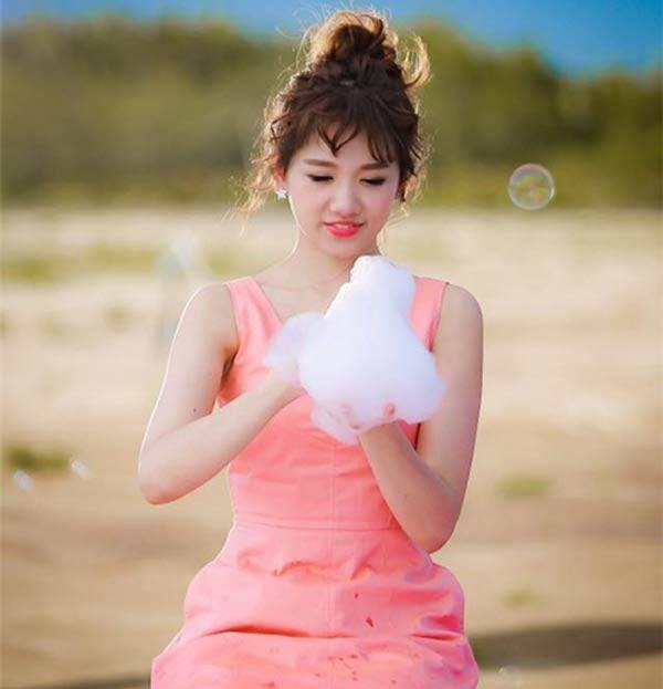 Thử mái tóc bà thím lởm chởm, Hari Won bị fan nhận xét: amp;#34;Nhìn như là... điện giậtamp;#34; - 4