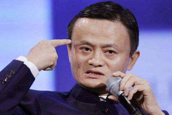 2 lần nghe lời Jack Ma nghỉ việc, 38 năm sau “bóng hồng” kém sắc lên đỉnh cao thế giới - 3